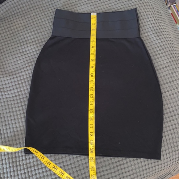 Black Skirt with Body com Waist - Picture 3 of 6